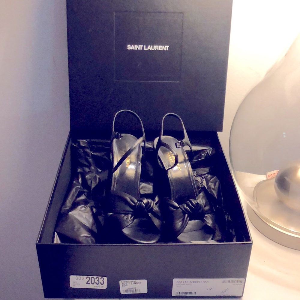SAINT LAURENT black platform sandals size 37 Only used once!!With original box!!